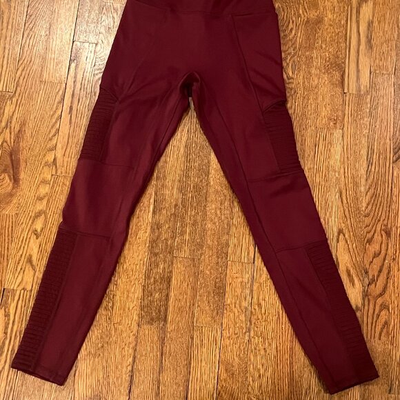 Fabletics High-Waisted Moto Leggings in Rich Burgundy Size Small - Picture 5 of 5